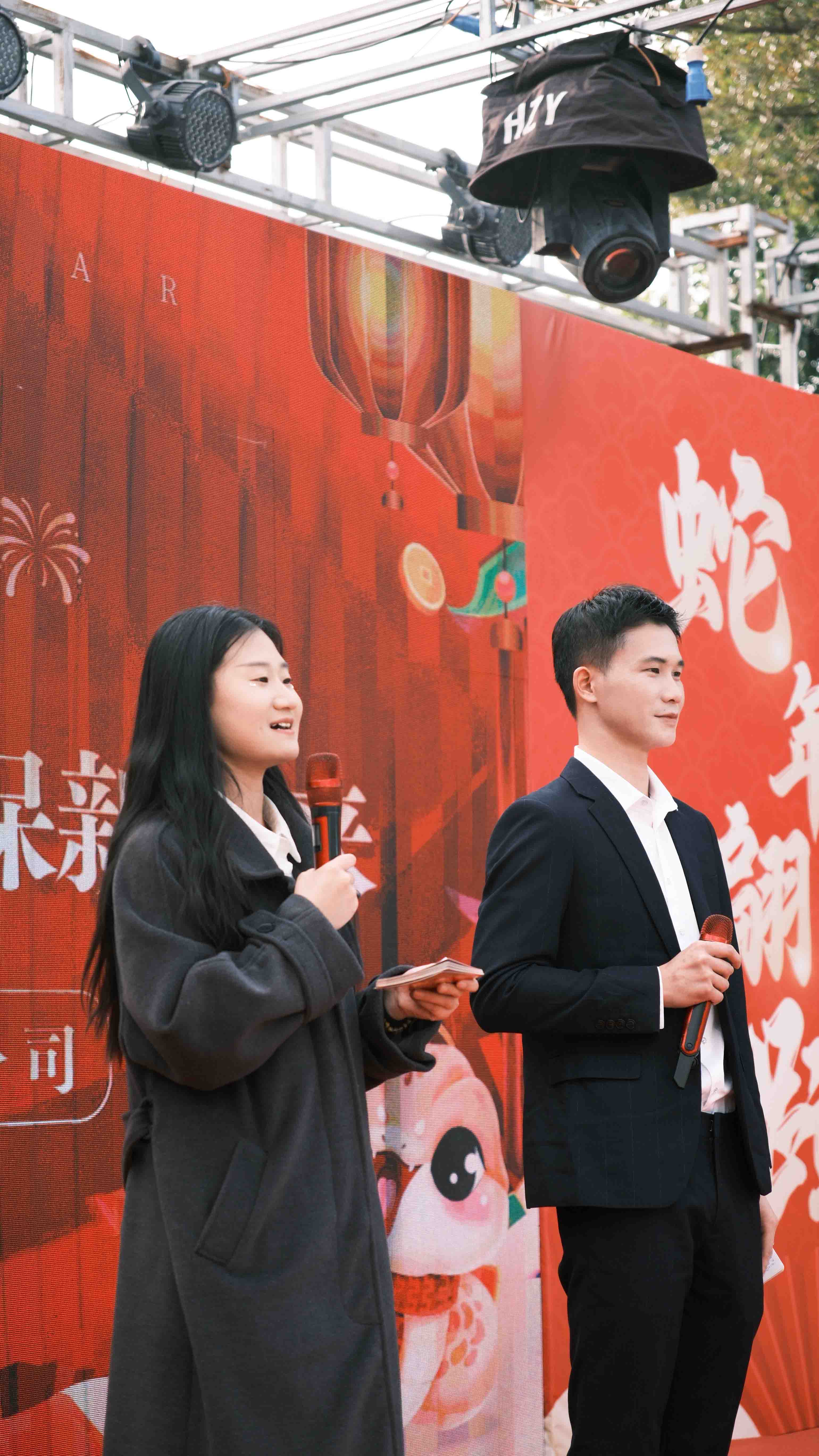 久信達科技2024年年會圓滿落幕：感恩同行，共創(chuàng)環(huán)保新未來，乘風(fēng)破浪，夢想起航(圖4)